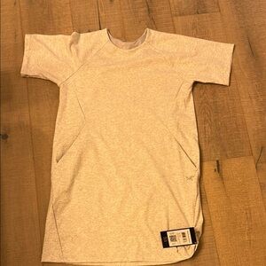 Arc'teryx Light Gray Short Sleeve Dress NWT